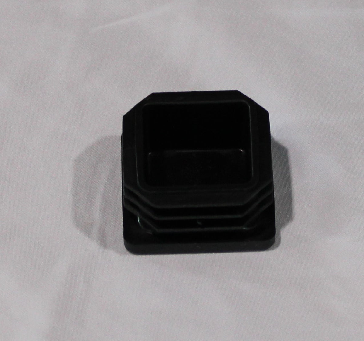10 Plastic End Caps Livestock Performance Products